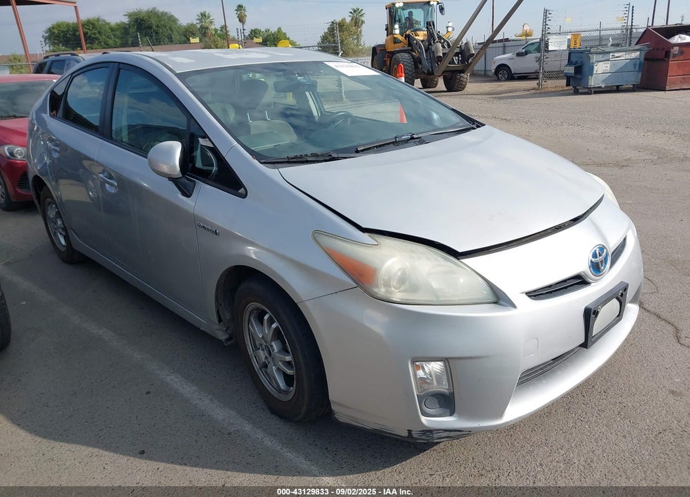 2011 TOYOTA PRIUS TWO VIN: JTDKN3DU2B1461982