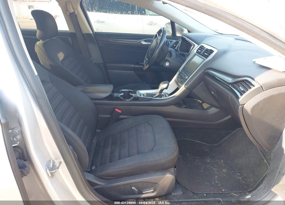 2016 FORD FUSION SE VIN: 3FA6P0T92GR208316