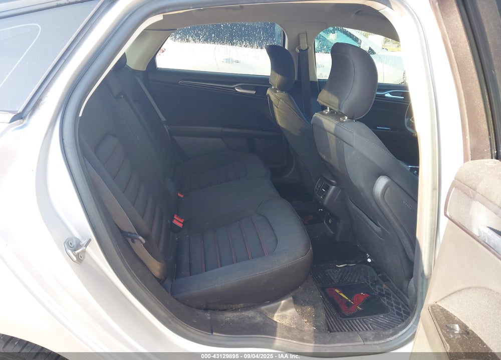 2016 FORD FUSION SE VIN: 3FA6P0T92GR208316