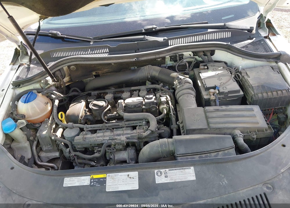 2014 VOLKSWAGEN CC VIN: WVWBP7AN9EE505133