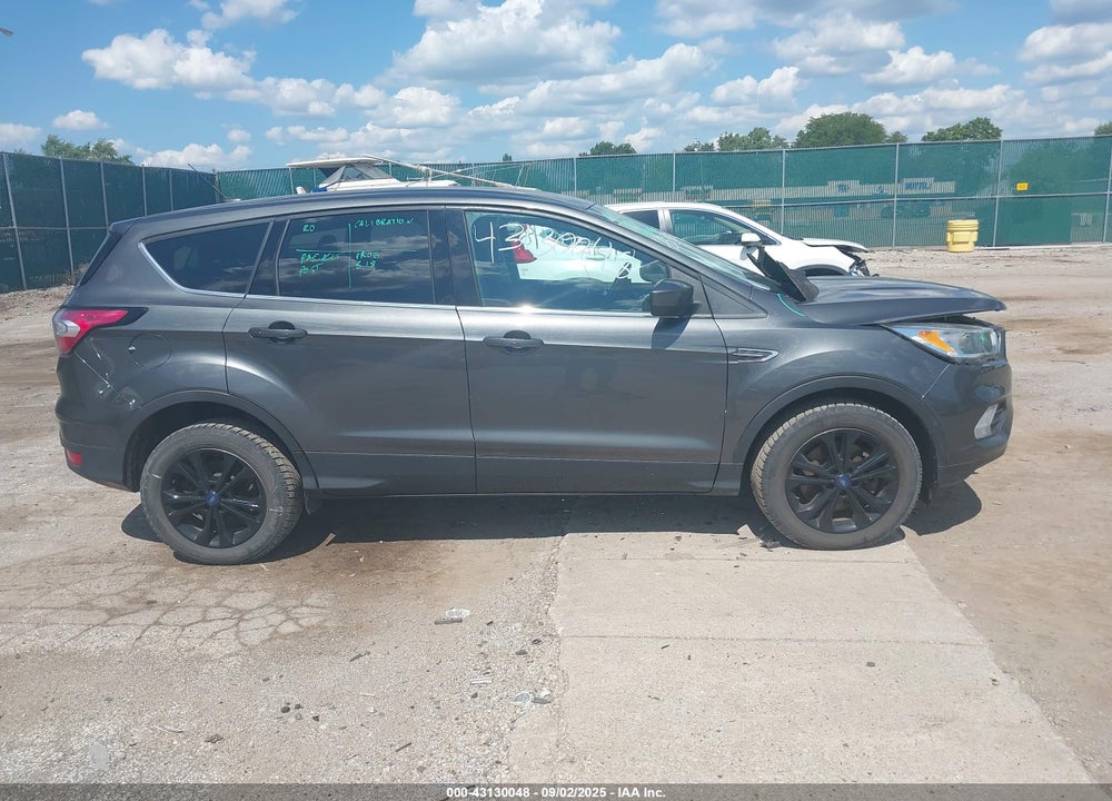 2017 FORD ESCAPE VIN: 1FMCU9G9XHUE99495