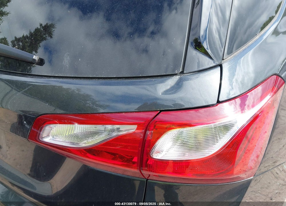 2021 CHEVROLET EQUINOX VIN: 2GNAXUEV4M6101039