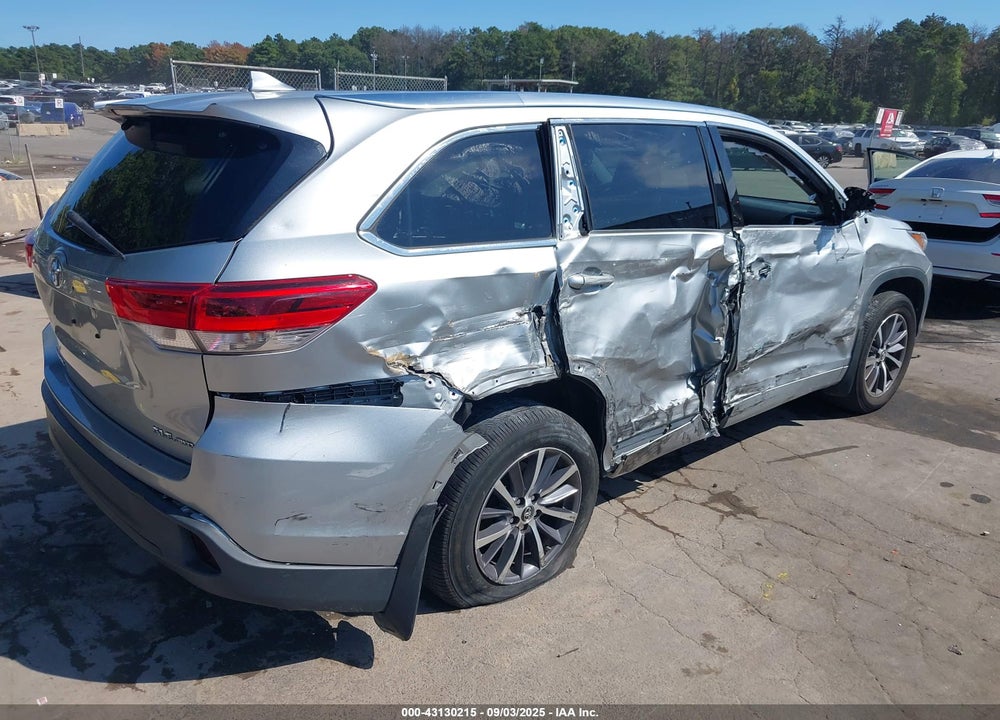 2018 TOYOTA HIGHLANDER XLE VIN: 5TDJZRFHXJS534293