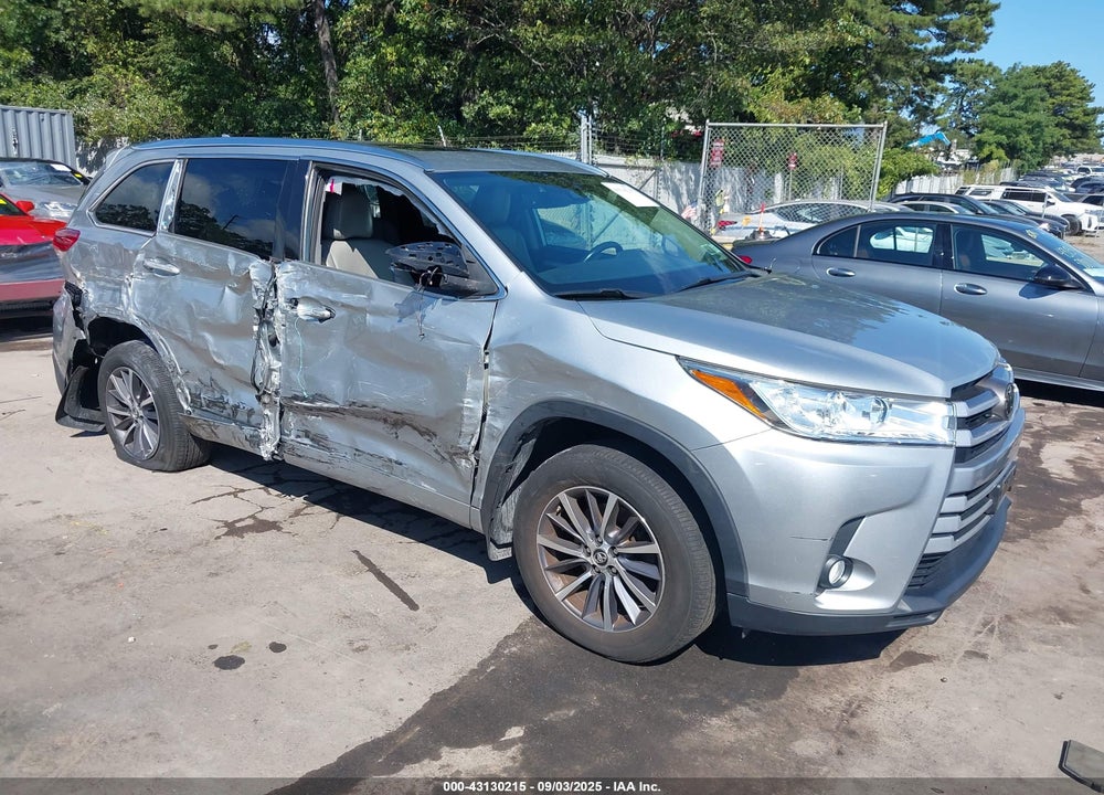 2018 TOYOTA HIGHLANDER XLE VIN: 5TDJZRFHXJS534293