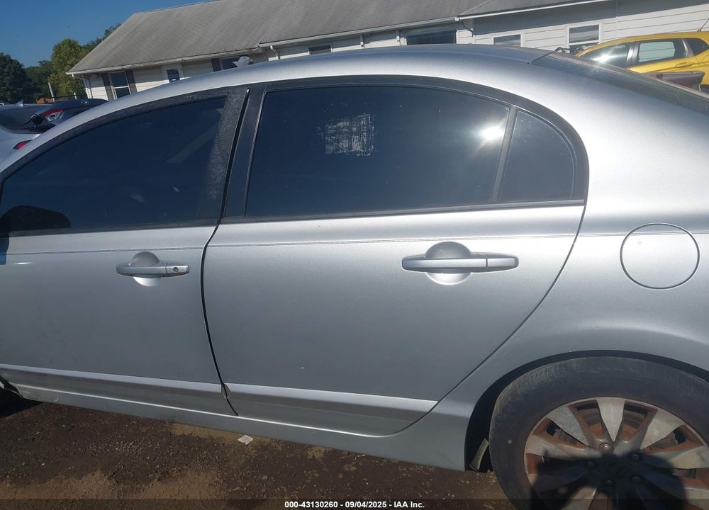 2011 HONDA CIVIC VIN: 2HGFA1F93BH502469
