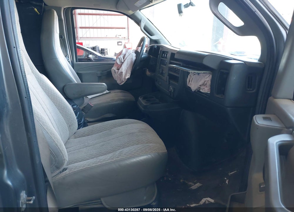 2017 CHEVROLET EXPRESS 2500 WORK VAN VIN: 1GCWGAFF8H1110274