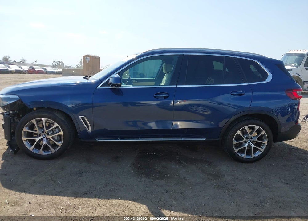 2021 BMW X5 VIN: 5UXCR4C08M9E86467