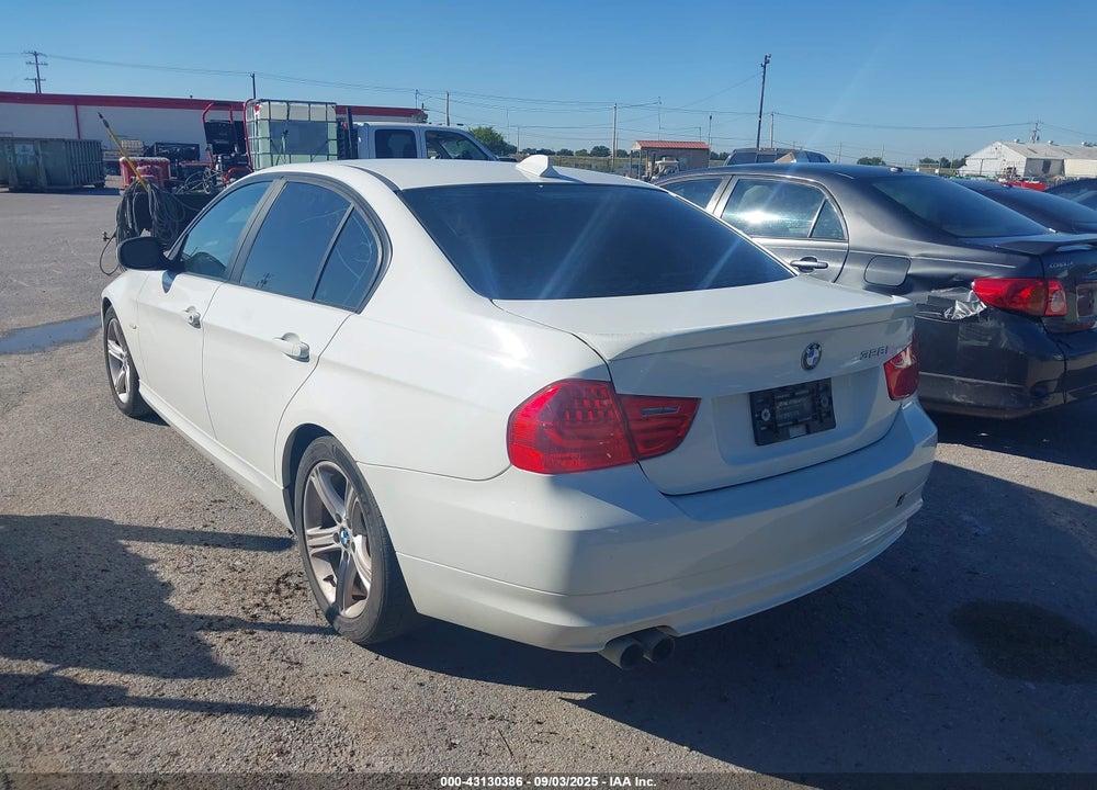 2011 BMW 3 SERIES VIN: WBAPH5G59BNM71363