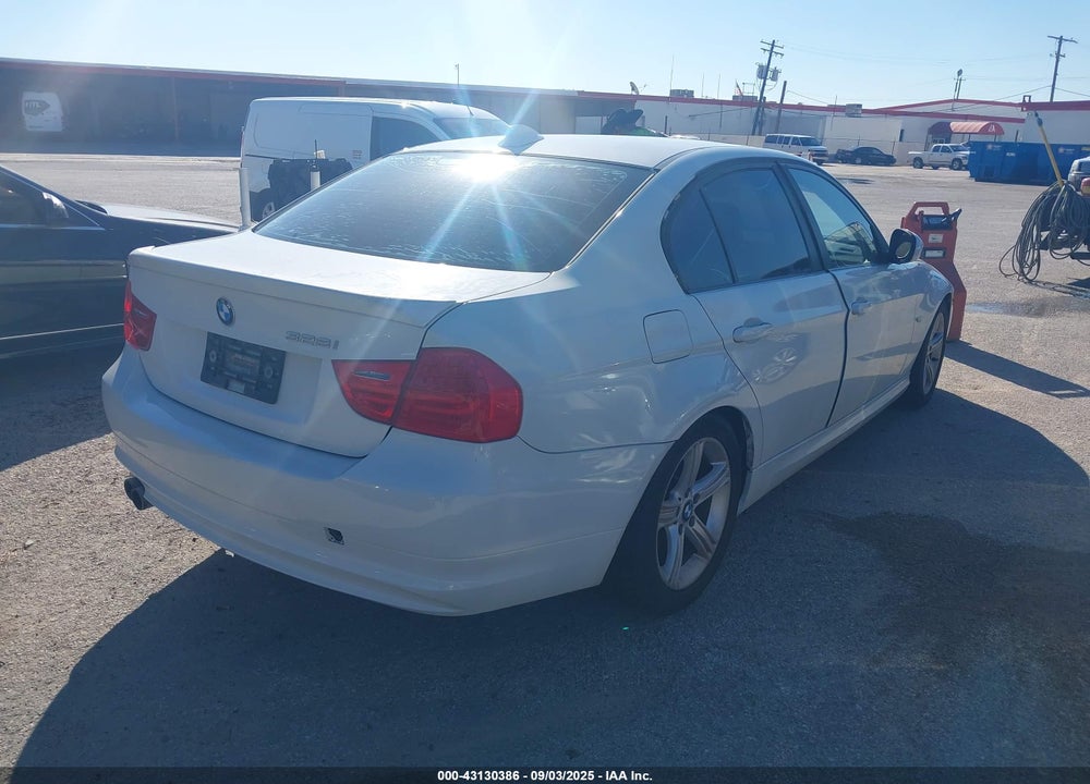 2011 BMW 3 SERIES VIN: WBAPH5G59BNM71363
