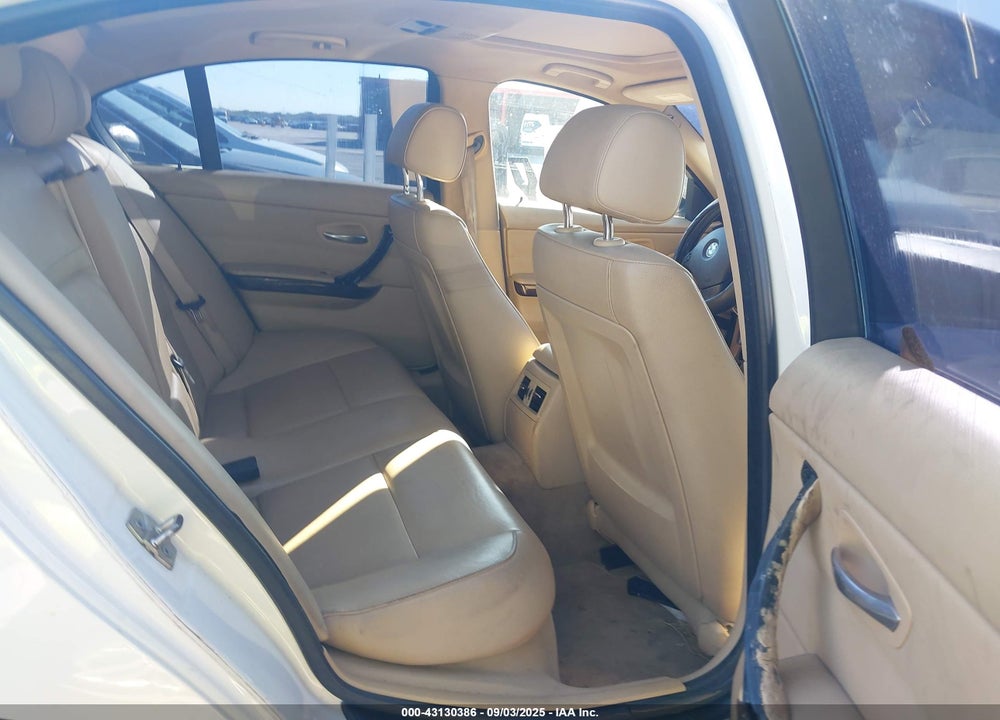 2011 BMW 3 SERIES VIN: WBAPH5G59BNM71363