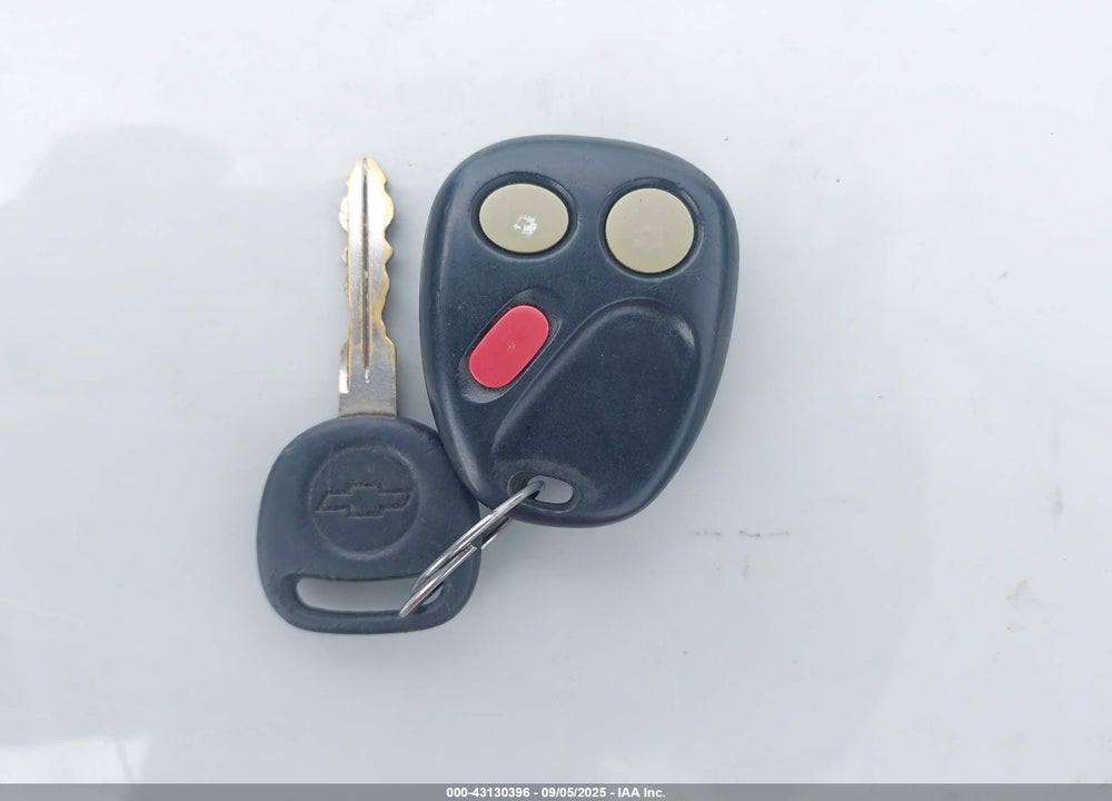 2004 CHEVROLET TRAILBLAZER LT VIN: 1GNDT13S242265600