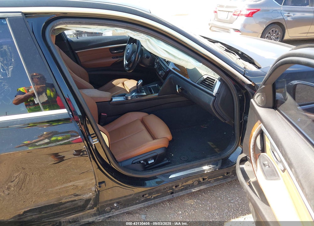 2017 BMW 3 SERIES VIN: WBA8B3C58HK777464