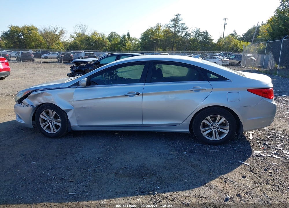 2013 HYUNDAI SONATA VIN: 5NPEB4AC6DH657510