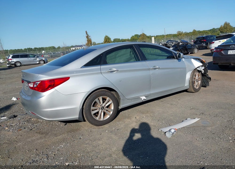 2013 HYUNDAI SONATA VIN: 5NPEB4AC6DH657510