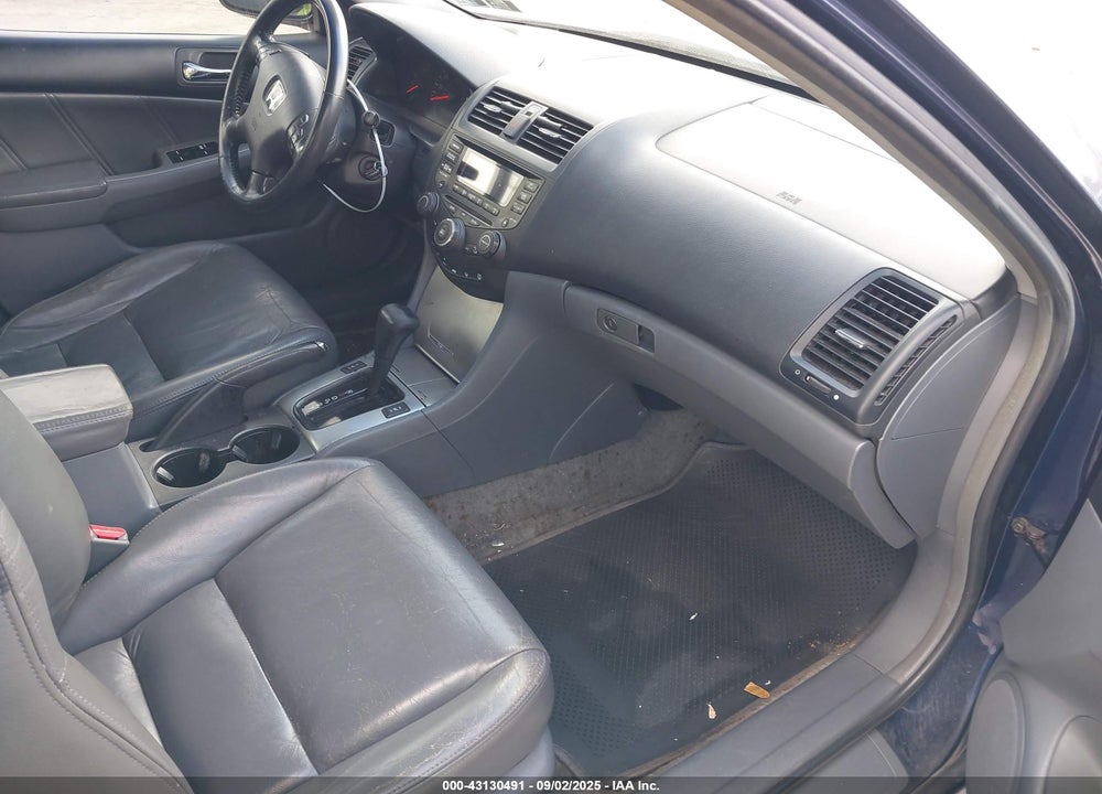 2005 HONDA ACCORD 2.4 EX VIN: 1HGCM56875A069427