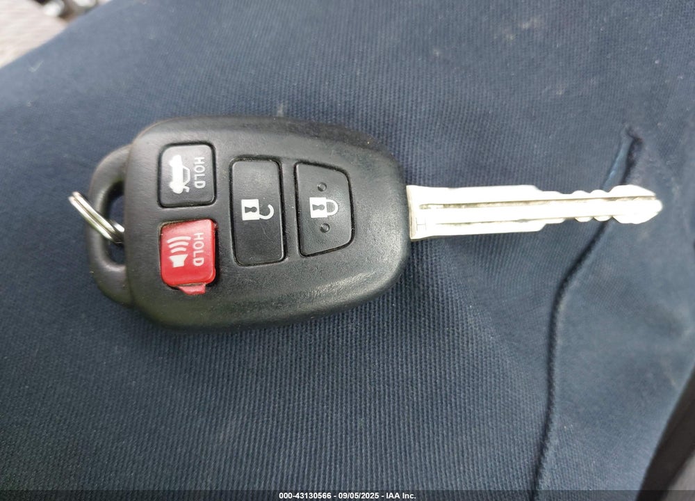 2014 TOYOTA COROLLA VIN: 5YFBURHE1EP108982