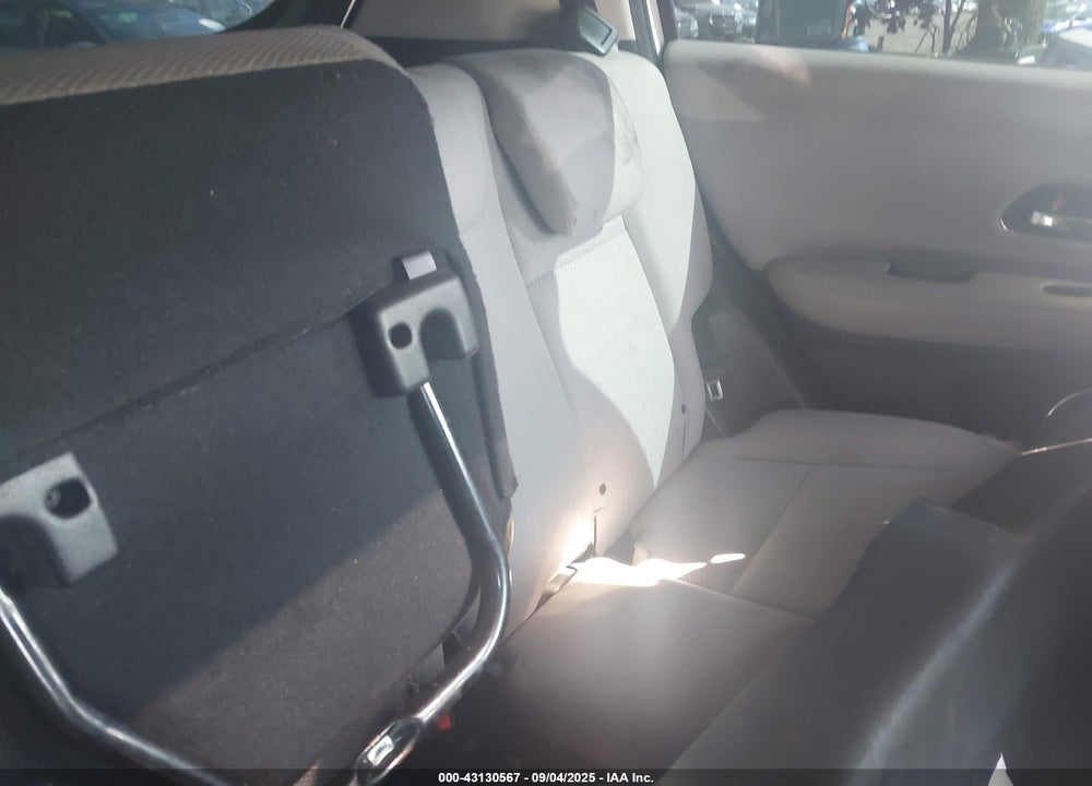 2018 HONDA HR-V VIN: 3CZRU6H51JM723508
