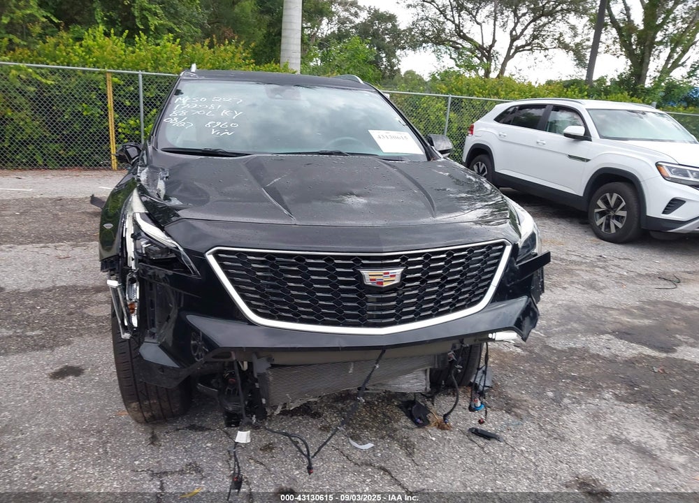 2020 CADILLAC XT4 VIN: 1GYFZCR43LF138960