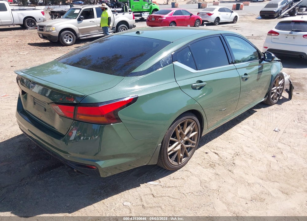 2025 NISSAN ALTIMA SR FWD VIN: 1N4BL4CV9SN301988