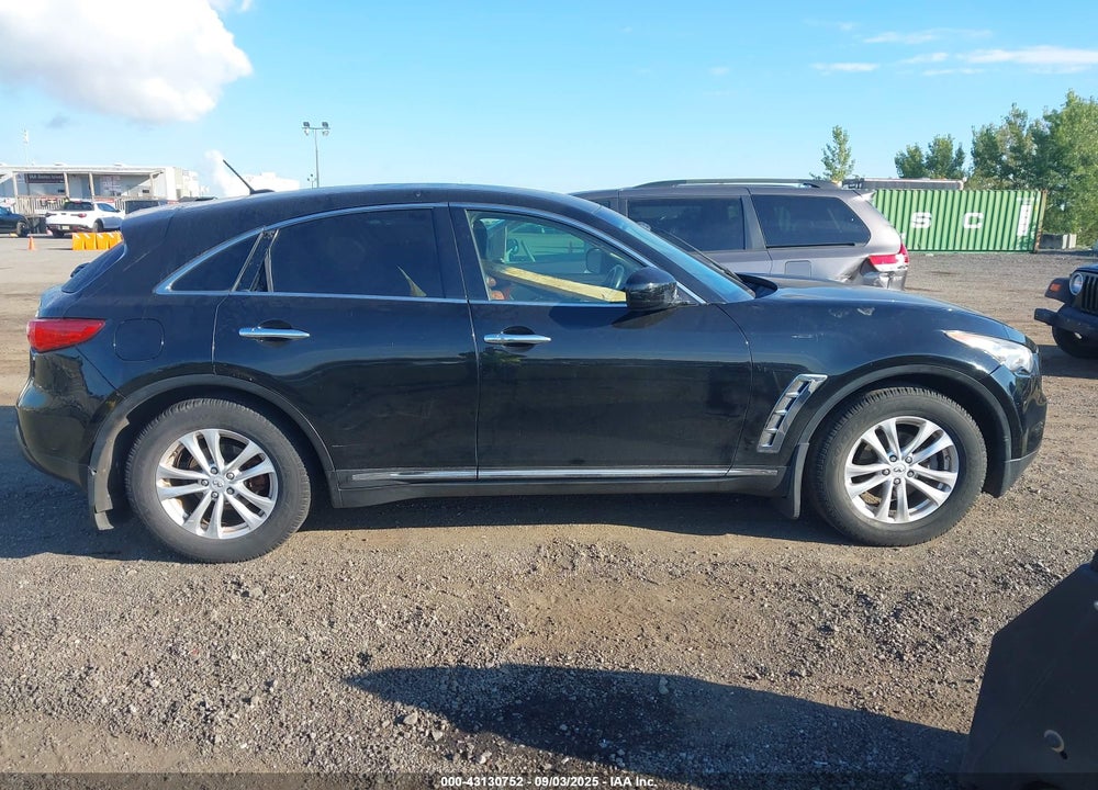 2013 INFINITI FX37 VIN: JN8CS1MW9DM173854
