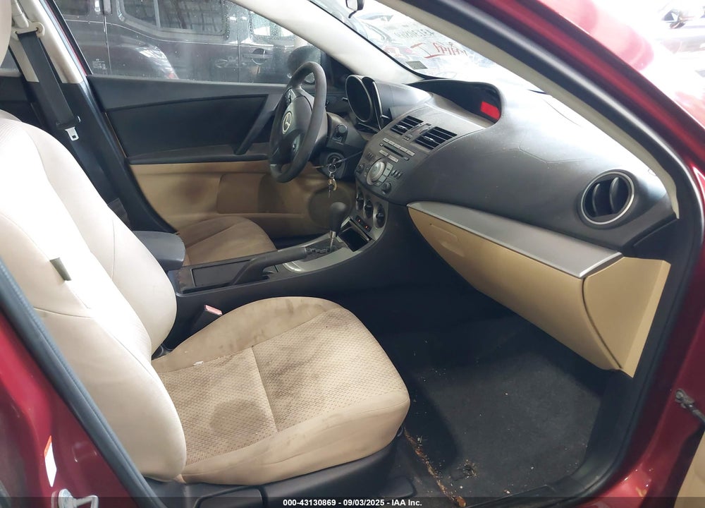 2011 MAZDA 3 VIN: JM1BL1VF8B1901052
