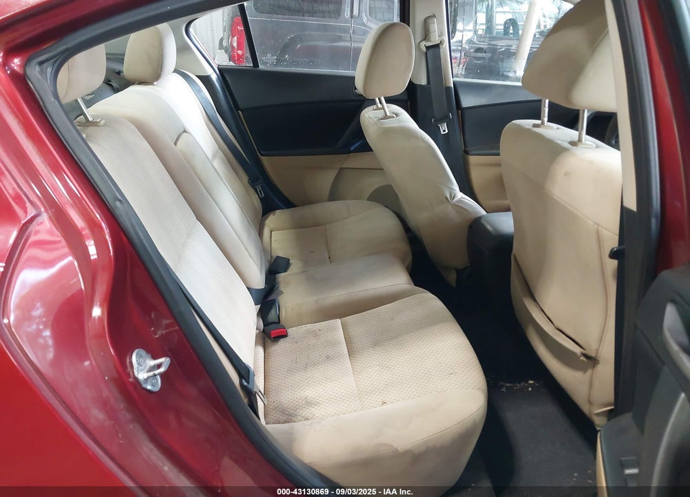 2011 MAZDA 3 VIN: JM1BL1VF8B1901052