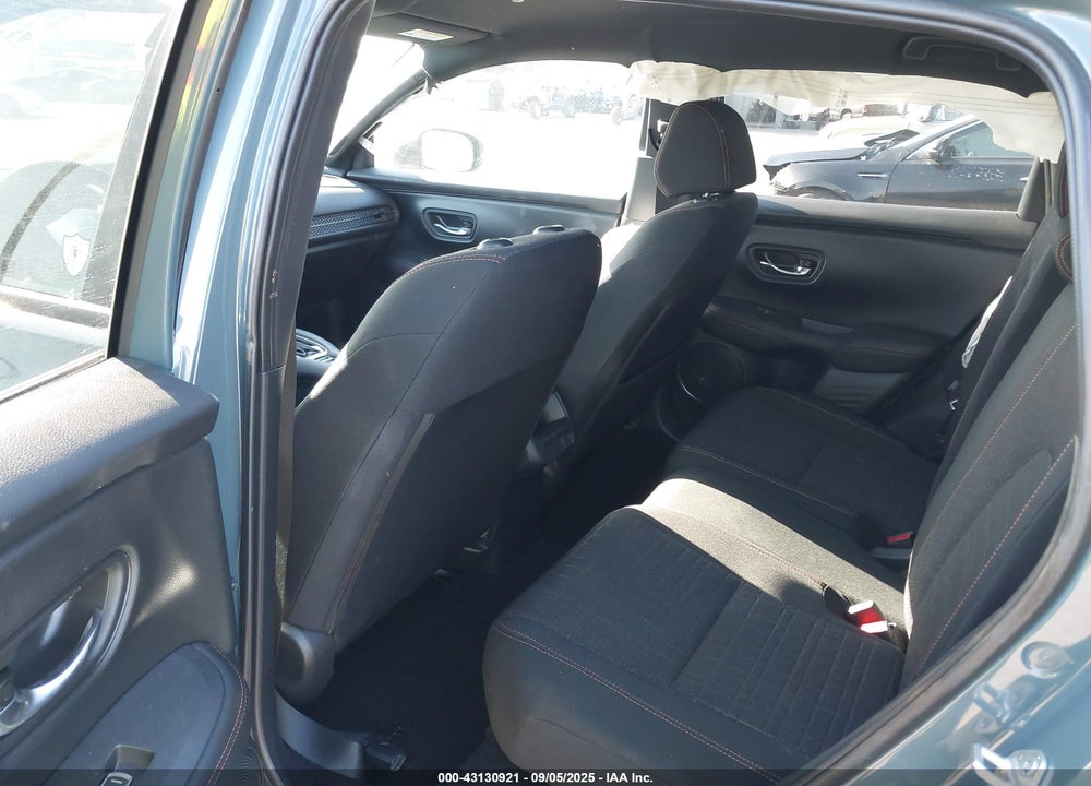 2025 HONDA HR-V VIN: 3CZRZ1H57SM754106