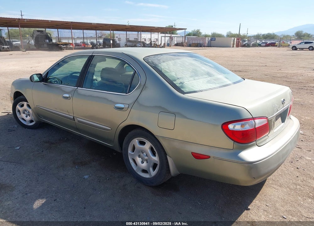 2001 INFINITI I30 LUXURY VIN: JNKCA31A81T010941