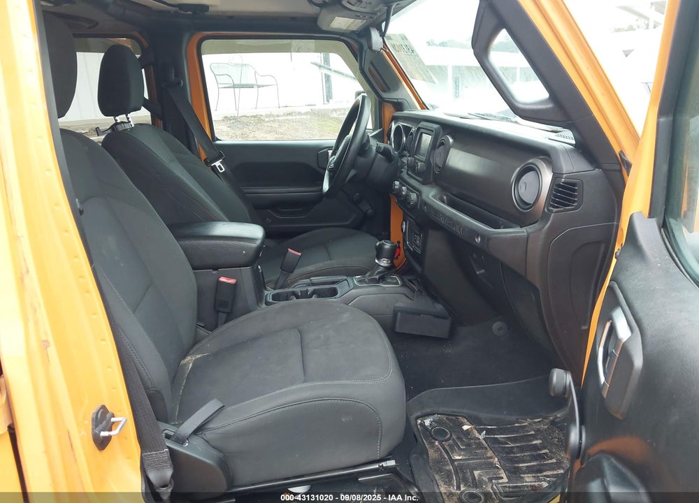 2018 JEEP WRANGLER UNLIMITED VIN: 1C4HJXDG9JW136187