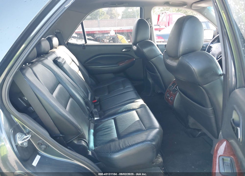 2005 ACURA MDX VIN: 2HNYD18885H534819