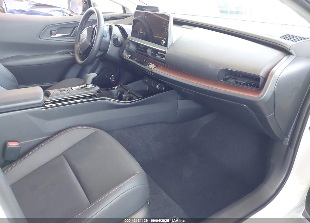 2024 TOYOTA PRIUS PRIME VIN: JTDACACU1R3029115
