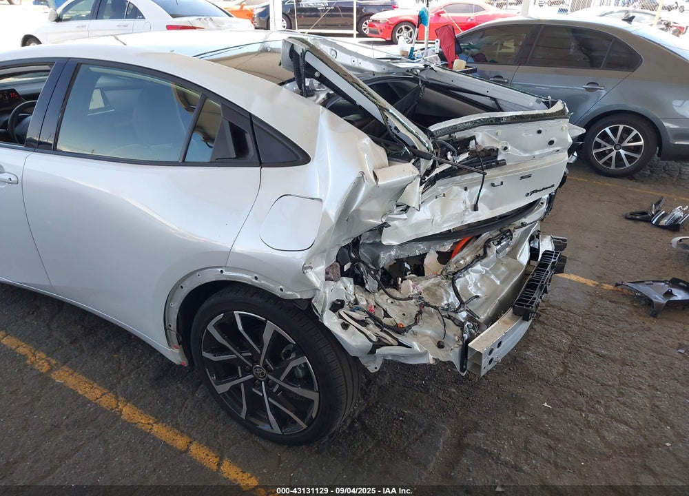 2024 TOYOTA PRIUS PRIME VIN: JTDACACU1R3029115