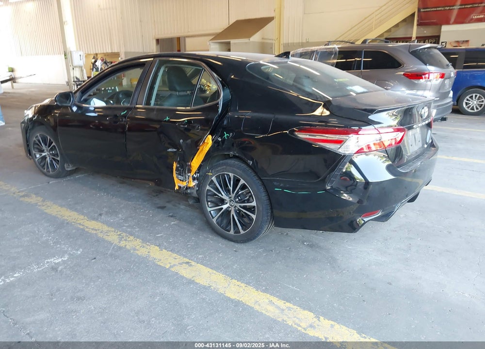2020 TOYOTA CAMRY SE VIN: 4T1G11AK2LU913403