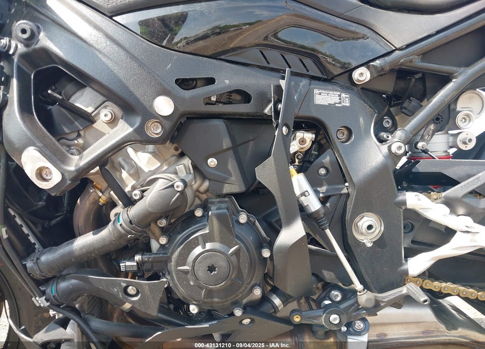 2025 BMW S 1000 RR VIN: WB10P2306S6L47574