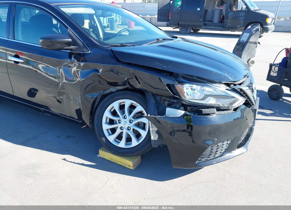 2018 NISSAN SENTRA VIN: 3N1AB7AP4JL651657