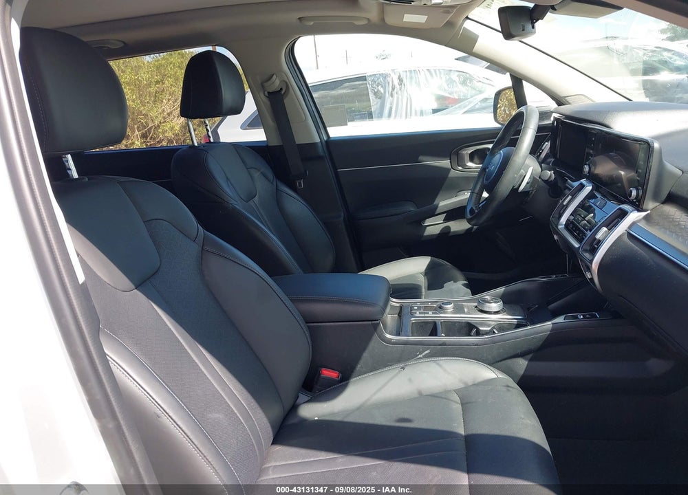 2024 KIA SORENTO HYBRID VIN: KNDRHDLG7R5236158