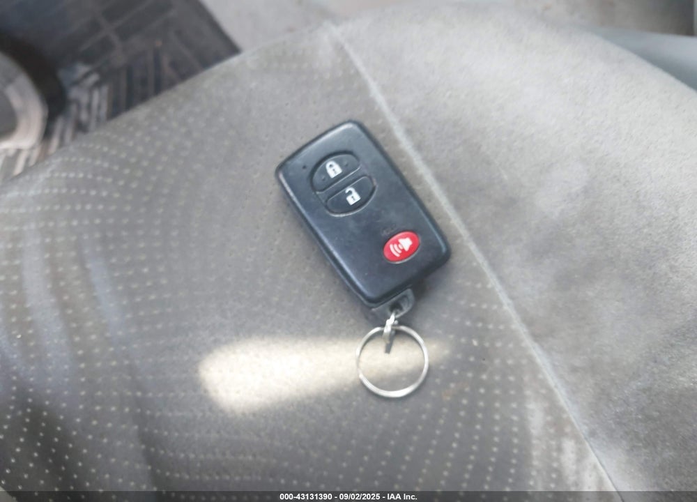 2011 TOYOTA PRIUS VIN: JTDKN3DU8B5337529