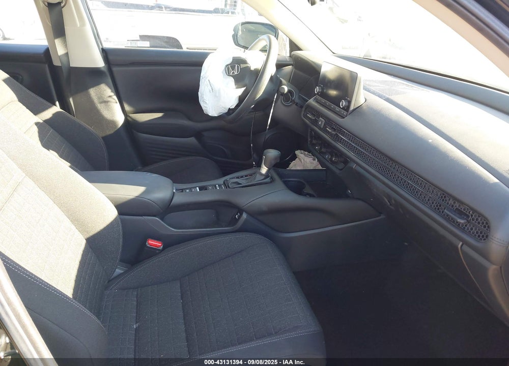 2023 HONDA HR-V 2WD LX VIN: 3CZRZ1H37PM740440