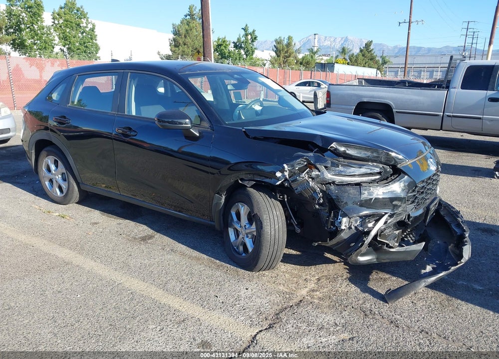2023 HONDA HR-V 2WD LX VIN: 3CZRZ1H37PM740440