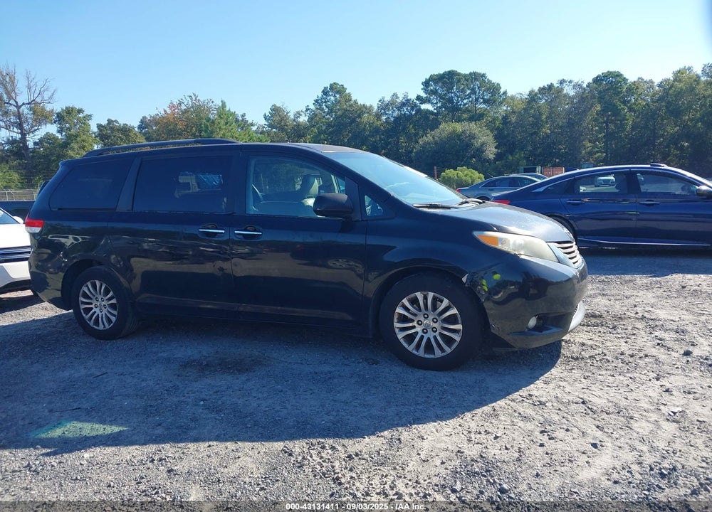 2011 TOYOTA SIENNA VIN: 5TDYK3DC4BS016737