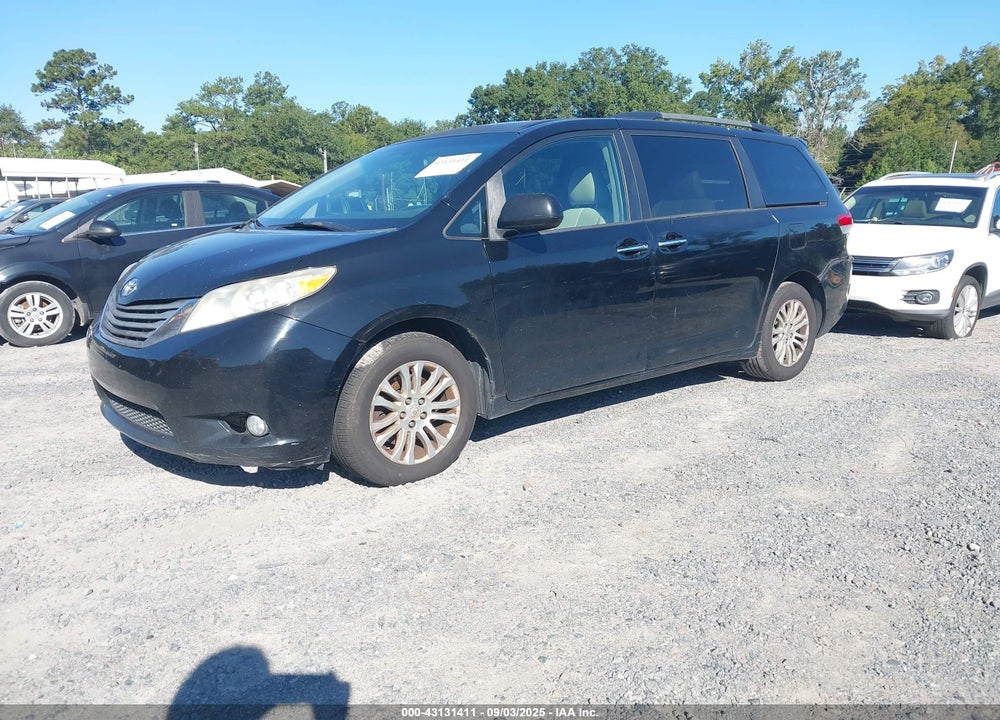 2011 TOYOTA SIENNA VIN: 5TDYK3DC4BS016737