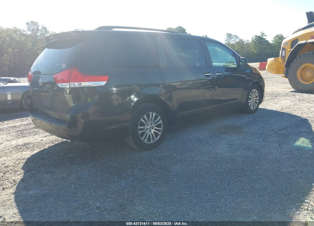 2011 TOYOTA SIENNA VIN: 5TDYK3DC4BS016737