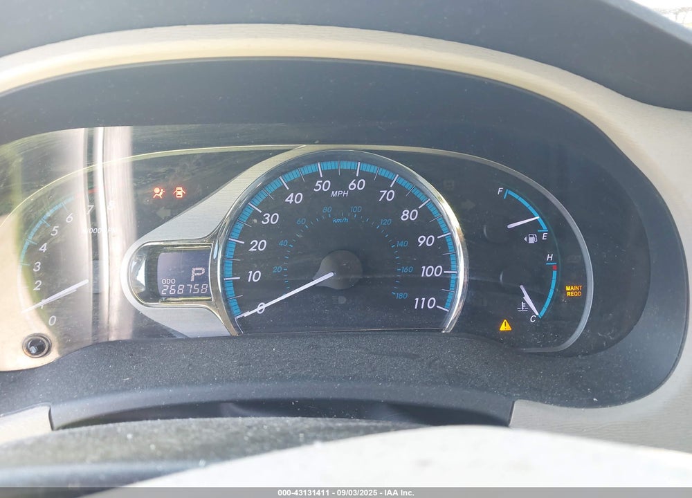 2011 TOYOTA SIENNA VIN: 5TDYK3DC4BS016737