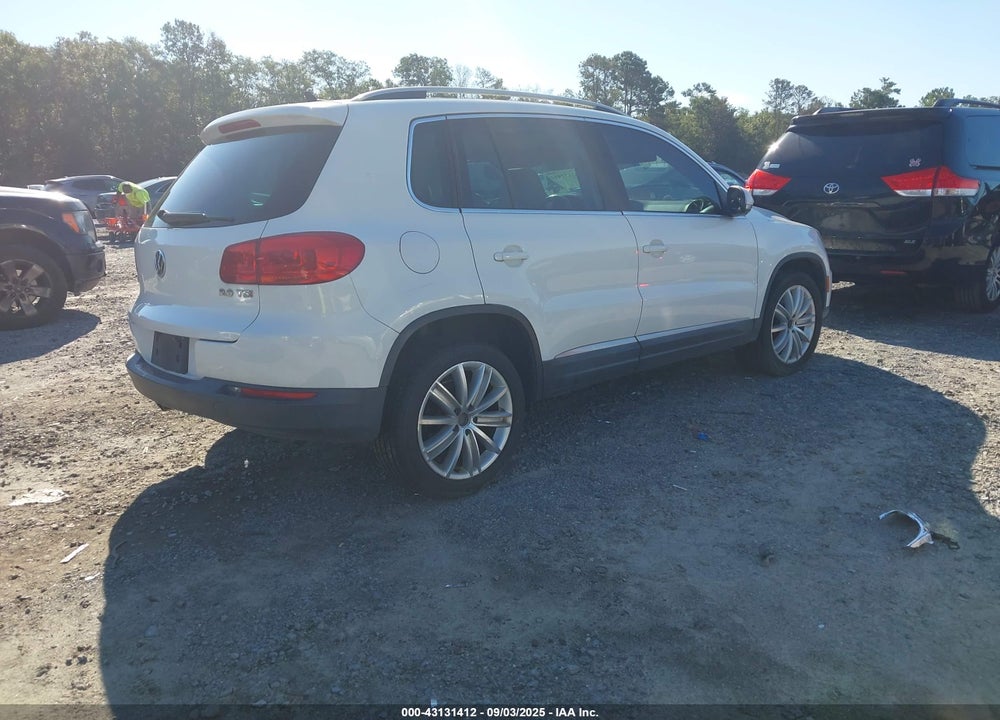 2012 VOLKSWAGEN TIGUAN SE VIN: WVGAV7AX8CW566799