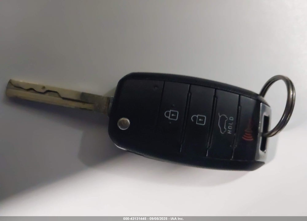 2017 KIA SORENTO VIN: 5XYPG4A59HG253125