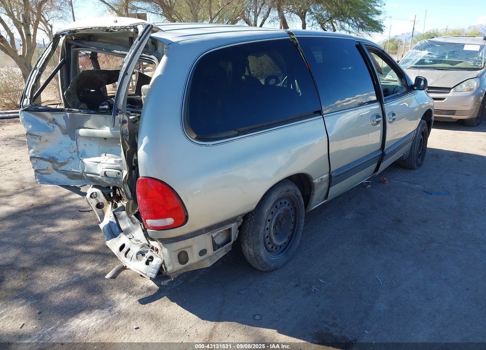 2000 DODGE GRAND CARAVAN SE VIN: 2B4GP44G3YR743436