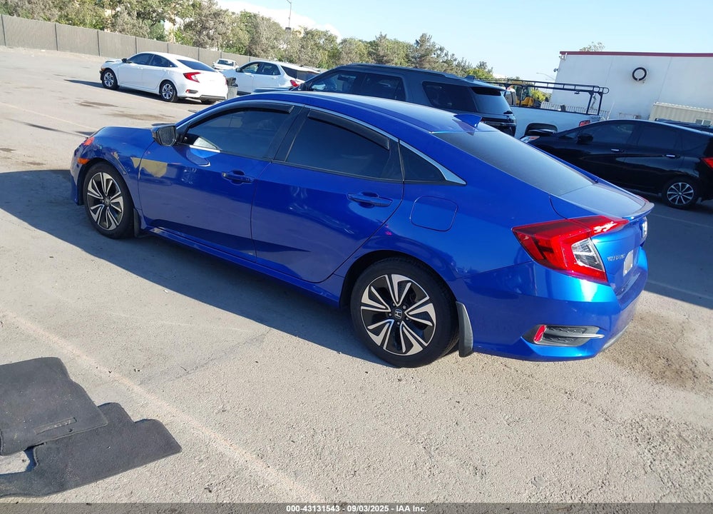 2018 HONDA CIVIC EX-T VIN: JHMFC1F33JX021635