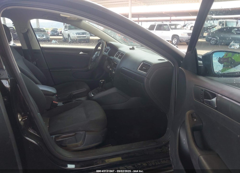 2013 VOLKSWAGEN JETTA VIN: 3VW2K7AJ1DM276268