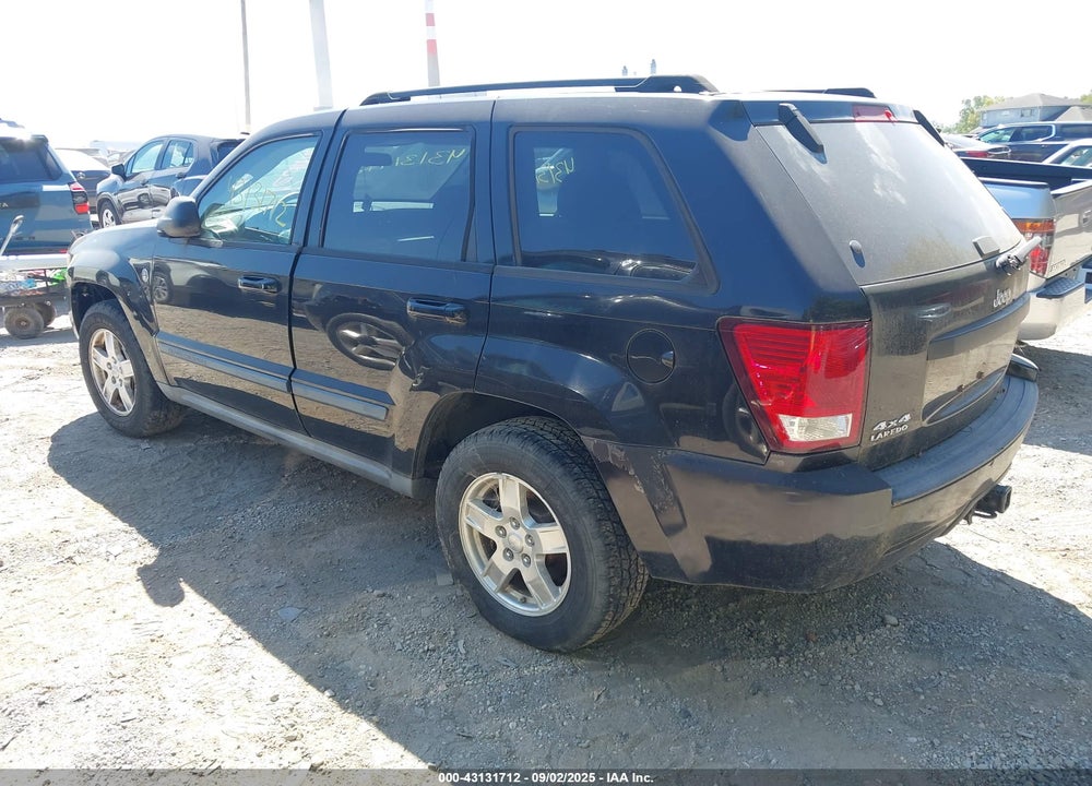 2007 JEEP GRAND CHEROKEE VIN: 1J8HR48P97C572560