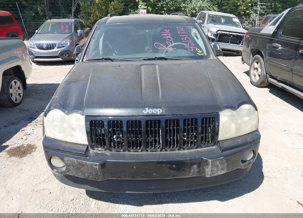 2007 JEEP GRAND CHEROKEE VIN: 1J8HR48P97C572560
